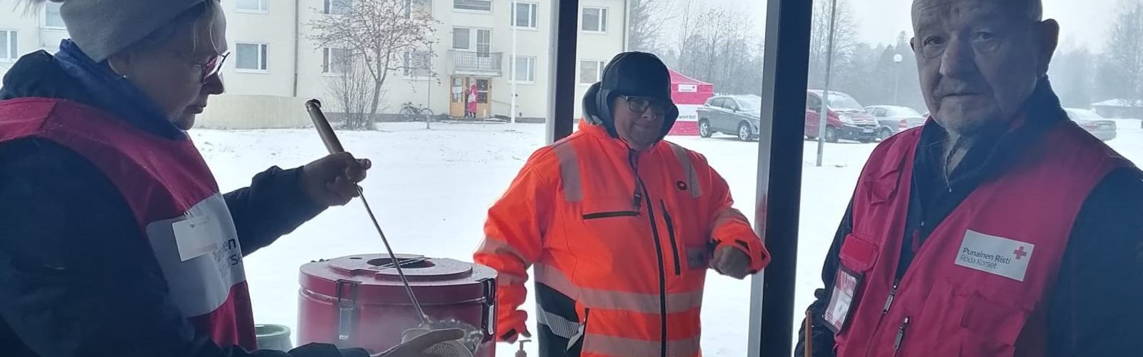Soppaa lumipyryssä