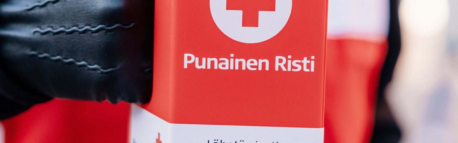 Nälkäpäivä tuo lipaskerääjät katukuvaan.